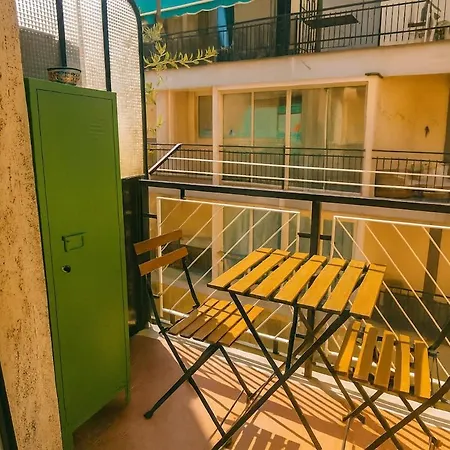 Xenia - 2rooms In Salita Sant'agostino 15 Appartement